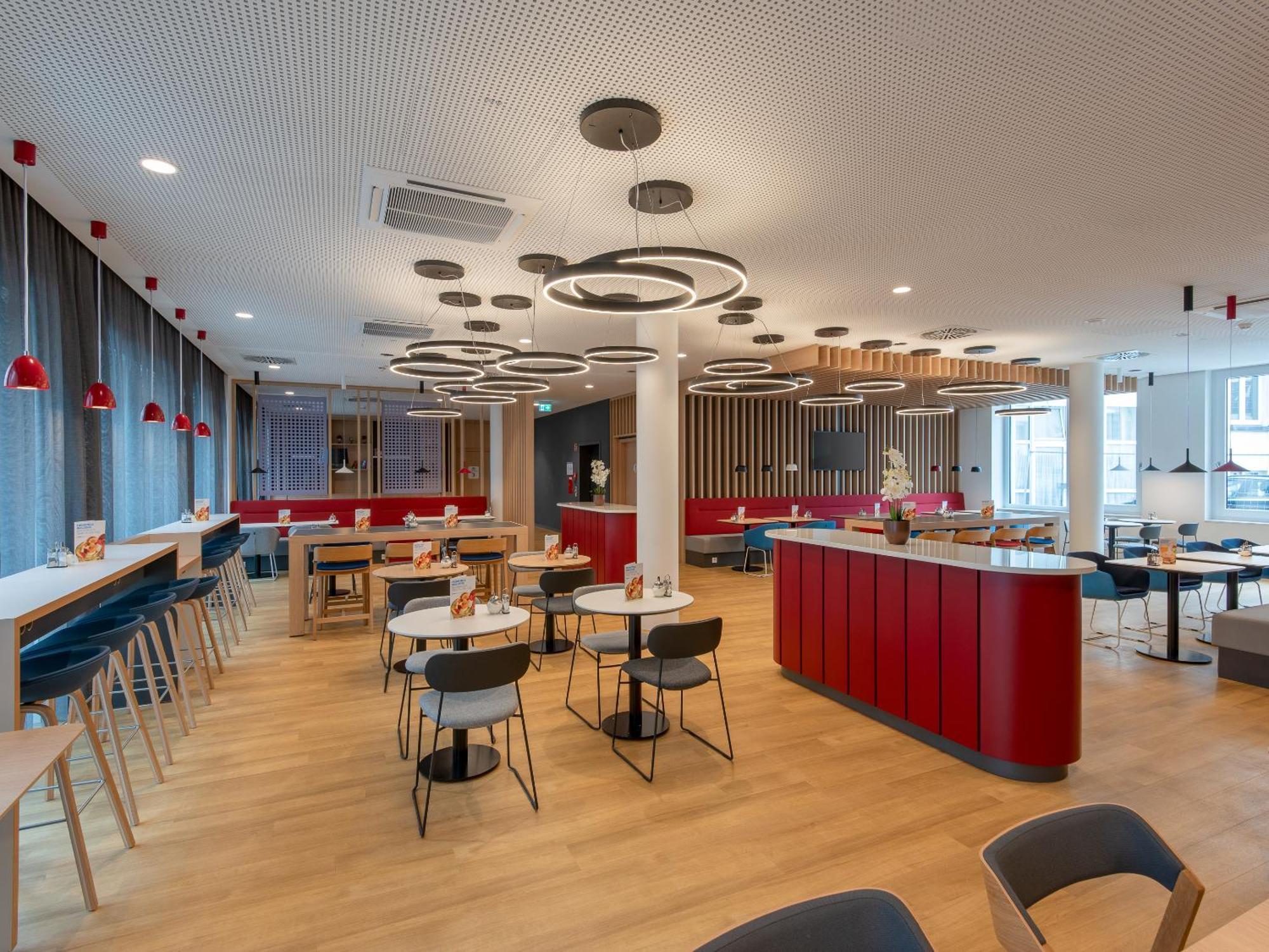 Holiday Inn Express Heilbronn By Ihg Exterior photo