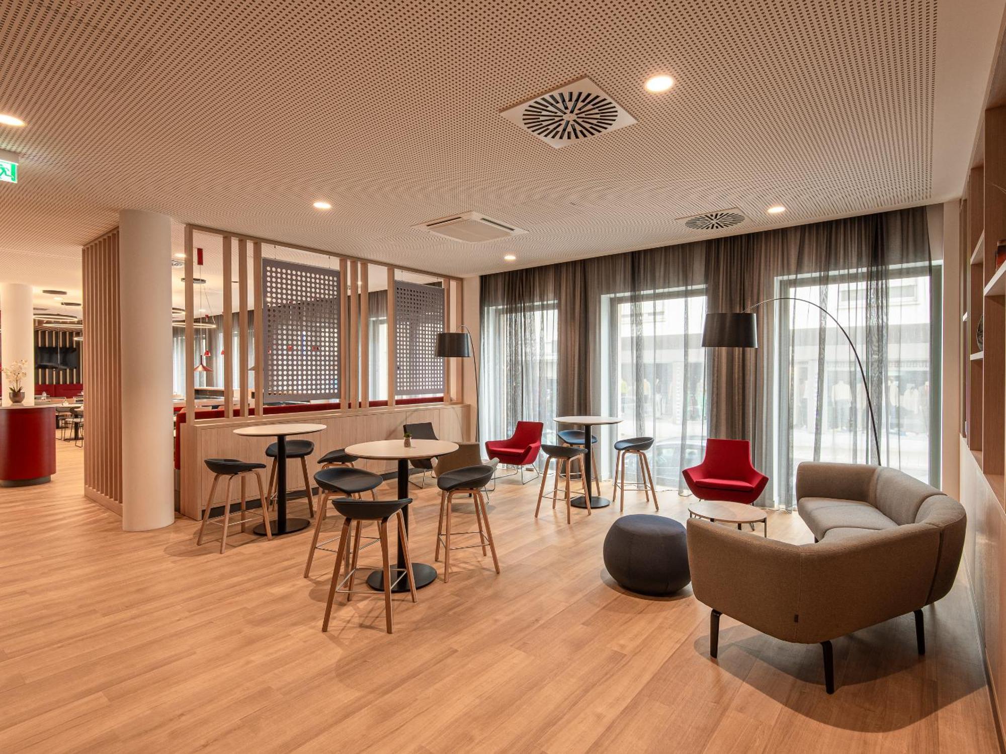 Holiday Inn Express Heilbronn By Ihg Exterior photo